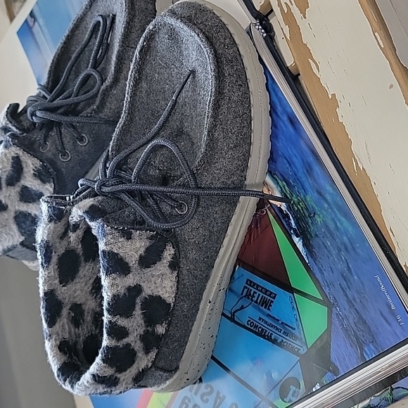 Sz 7 Hey Dude - Picture 6 of 9